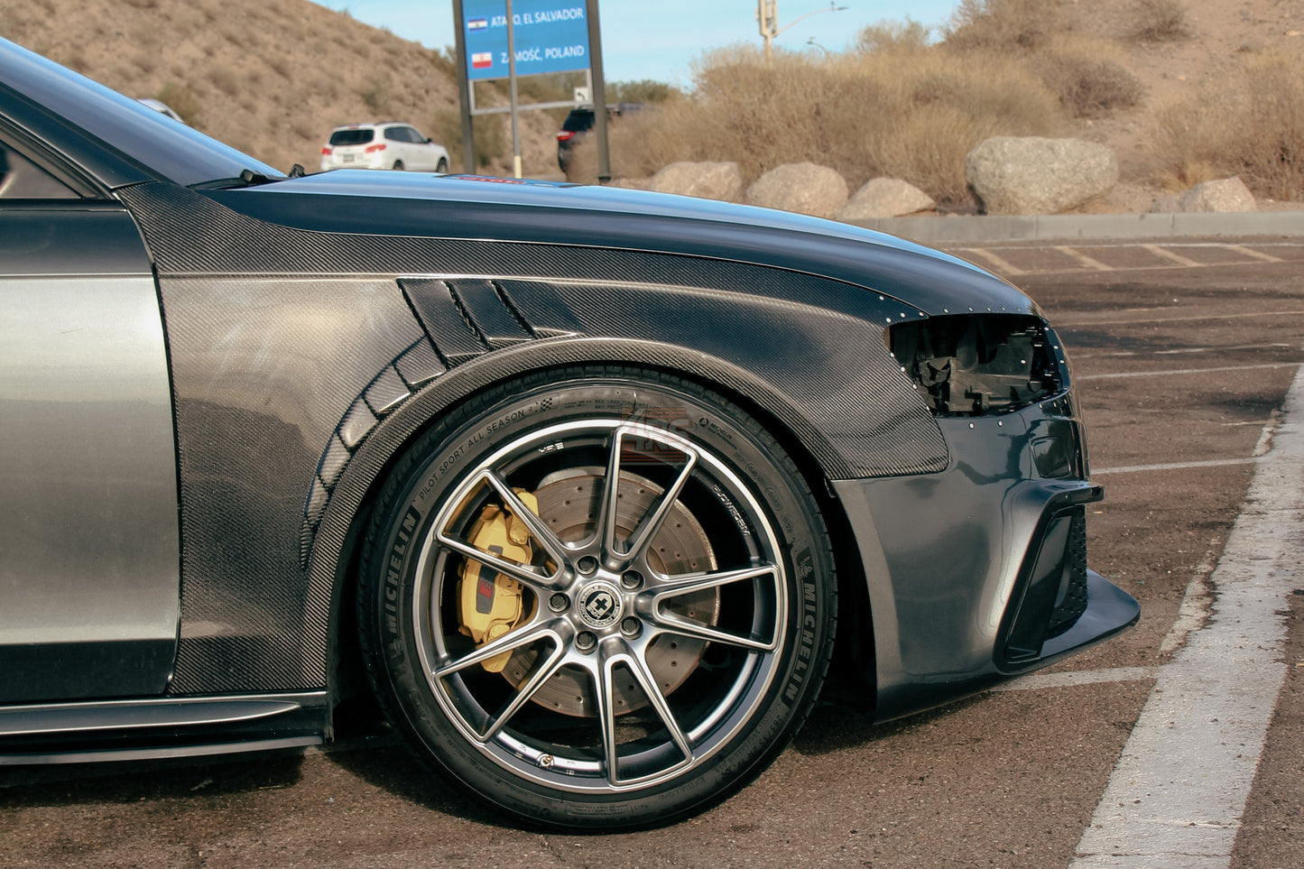 Audi B8.5 S4 Vented Carbon Fiber Fenders (2013-2016)